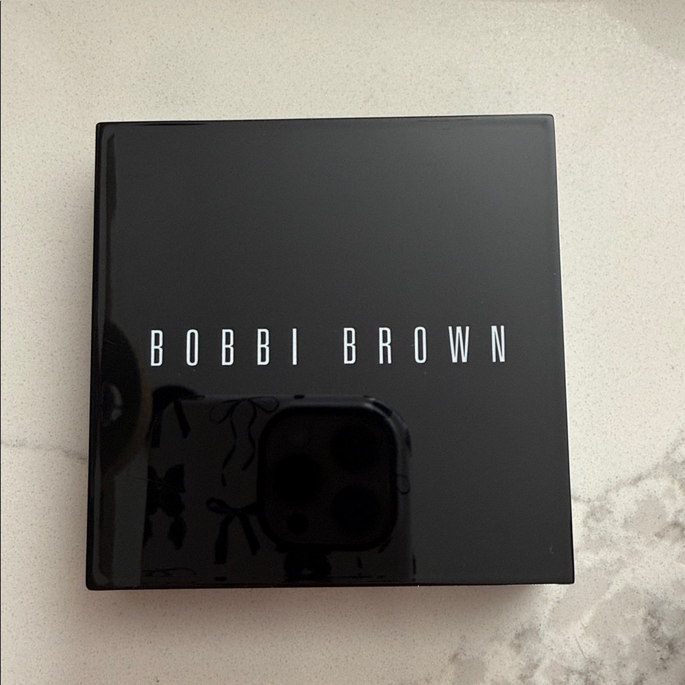 Bobbi Brown Highlighting Powder in Afternoon Glow
